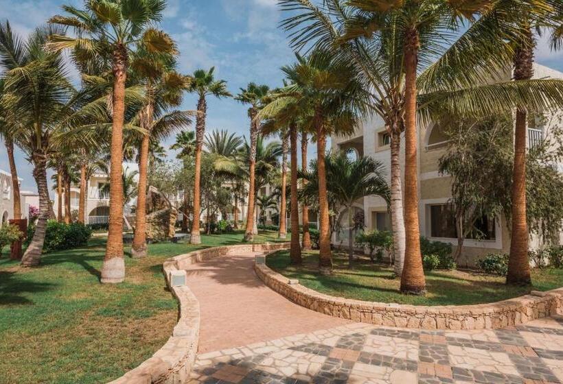اتاق خانوادگی, VOI Praia de Chaves Resort
