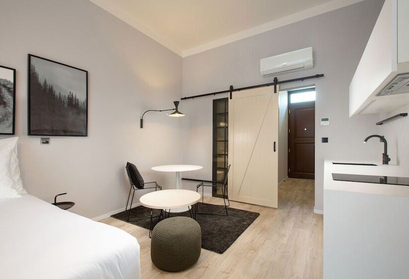 استودیوی استاندارد, Orea Place Seno