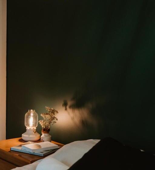 Дом 4 Спальни, Auberge De L'ouest