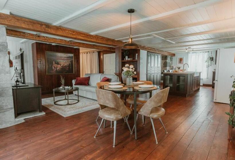 Дом 4 Спальни, Auberge De L'ouest