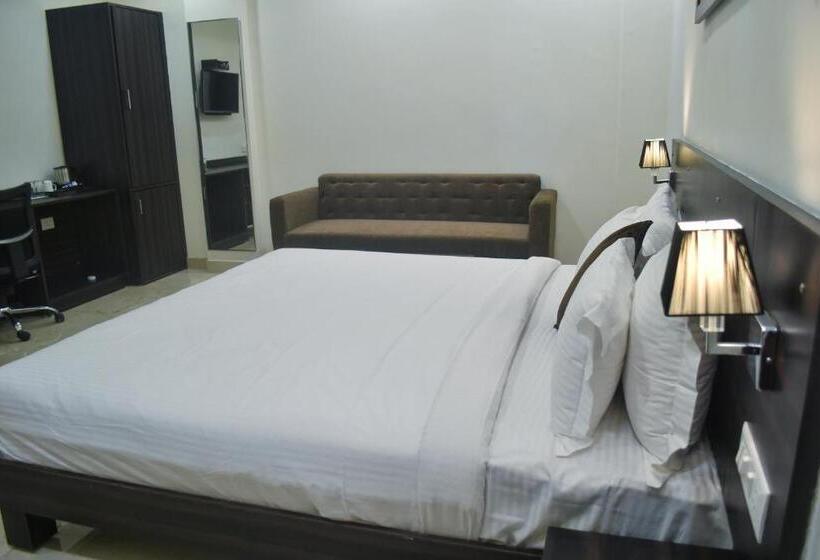 Quarto Deluxe, Centrum