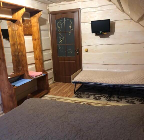 Номер Стандарт, біля комори