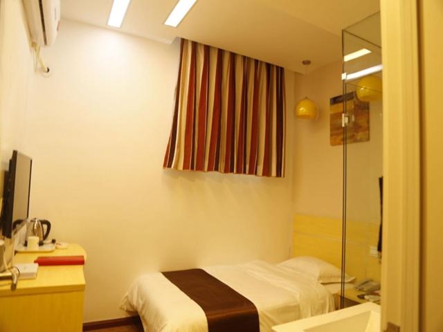 Номер Economy Индивидуальный, Thank Inn Chain Hotel Shandong Rizhao Lanshan District Guanhai Road Yinzuo