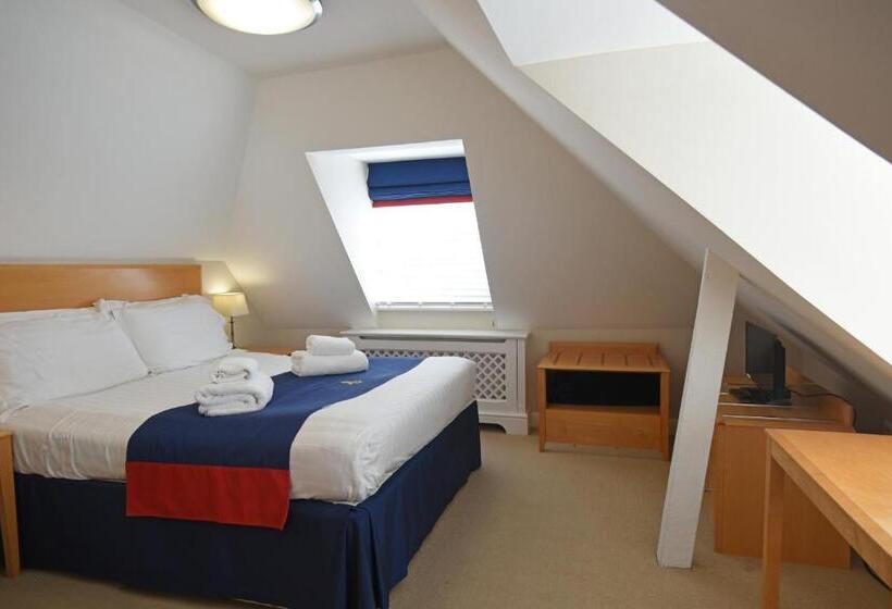 Номер Стандарт, Royal Southern Yacht Club