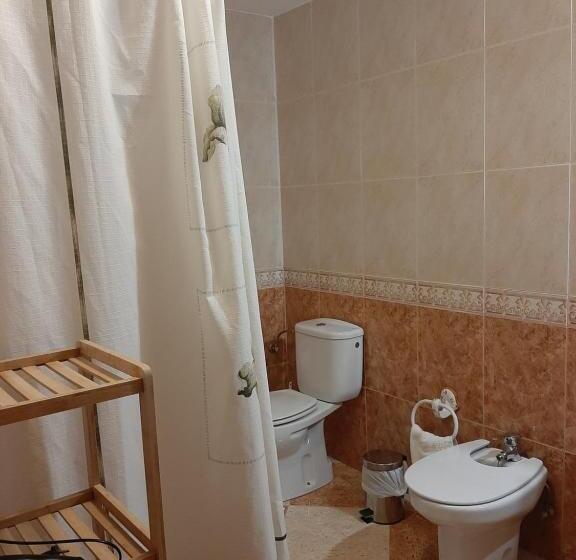 Номер Стандарт с Балконом, Hostal Moraima