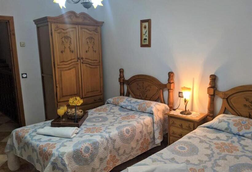 Номер Стандарт, Hostal Moraima