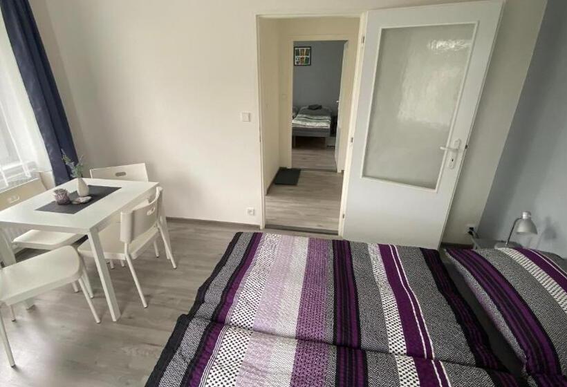 Апартаменты 2 Спальни, Penzion Kamejk