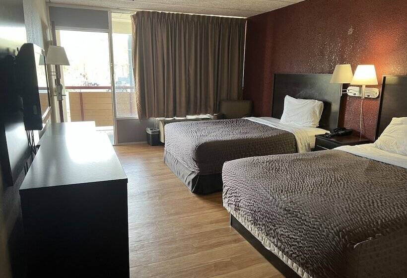 Номер Стандарт 2 Двуспальные Кровати, Knights Inn Ashland