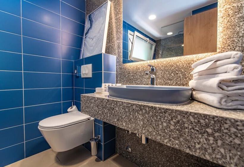 Апартаменты 2 Спальни, Arena Verudela Beach