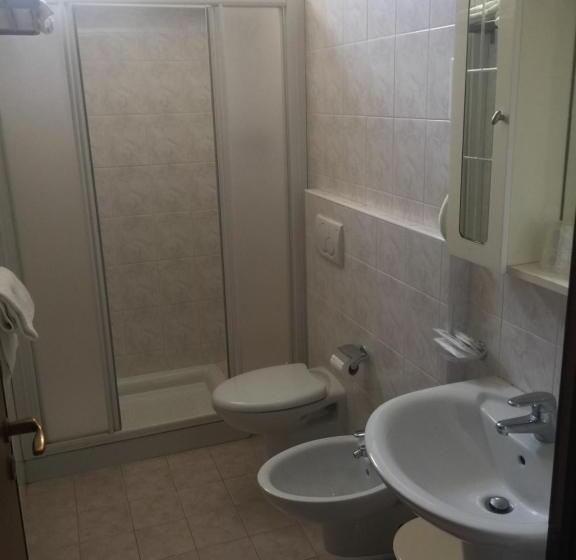 Triple Room Sea View, Margherita
