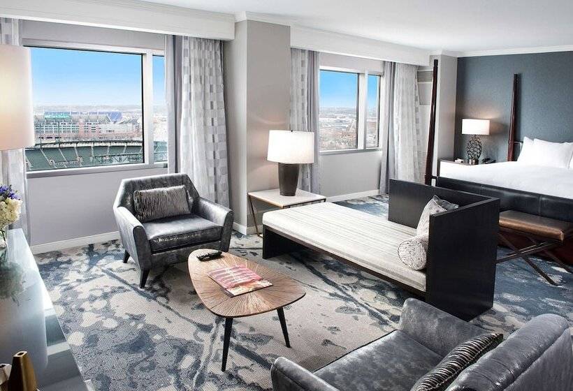 スイート, Hilton Baltimore Inner Harbor
