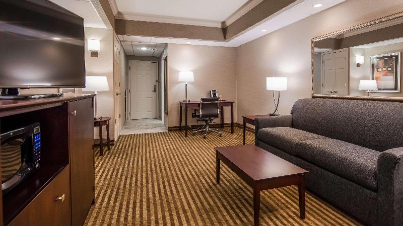 스위트 킹사이즈 침대, Inn At Mendehall