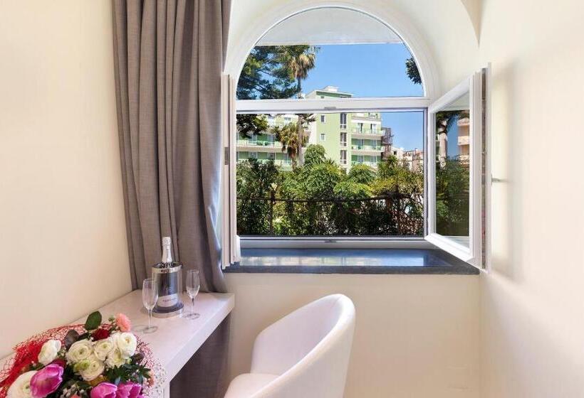 Номер Deluxe, Palazzo Tritone & Abagnale