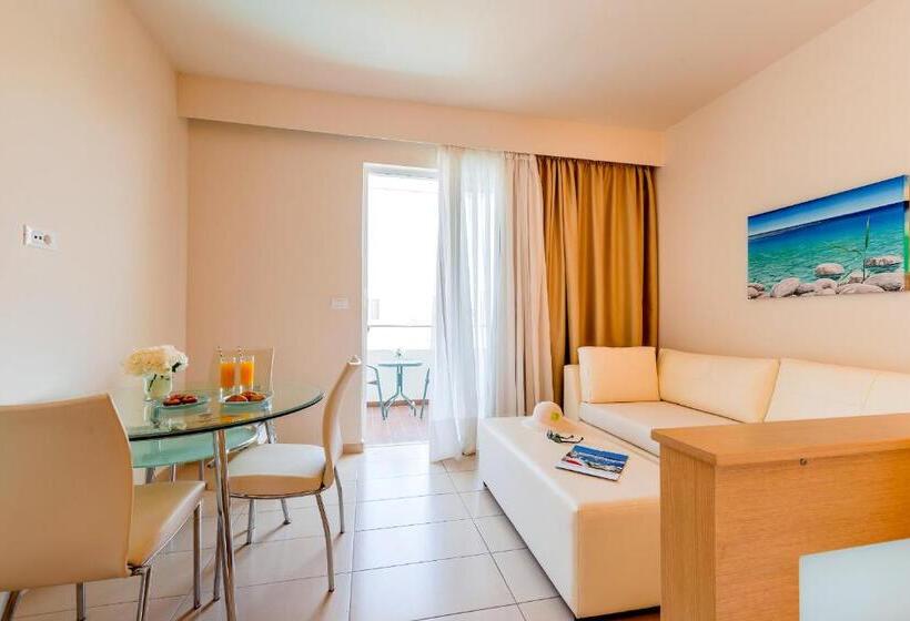 스위트, Afandou Bay Resort Suites