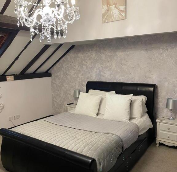 Люкс Повышенной Комфортности, Coach House