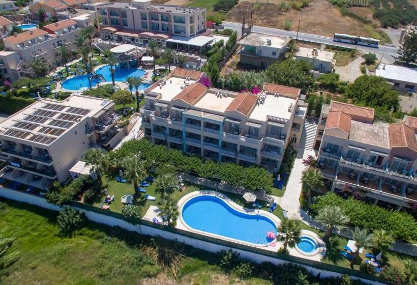 Номер Стандарт, Selini Suites & Waterpark
