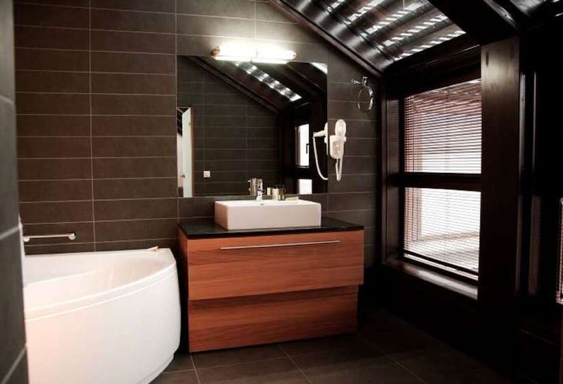 Номер Executive, The Granary  La Suite
