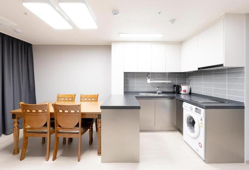 Люкс Повышенной Комфортности, Donghae Oceancity Residence