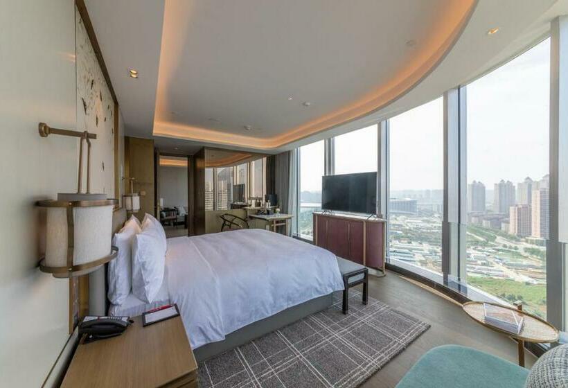 Номер Клуб Кровать Кинг, Hualuxe Xi An Chanba, An Ihg