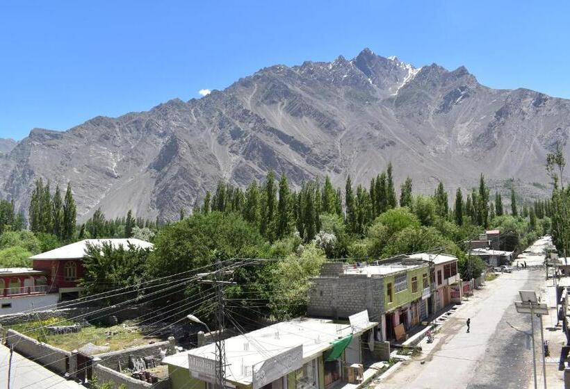 اتاق استاندارد چهار تخته, Skardu Lodge