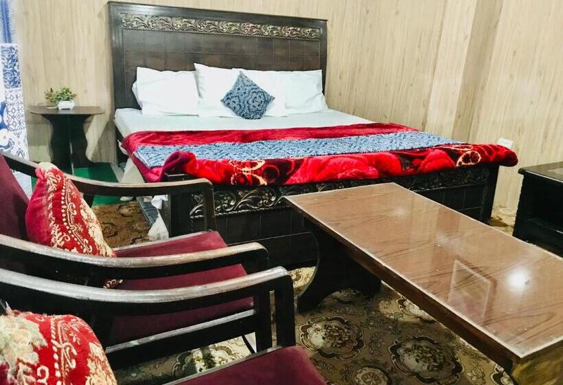 اتاق لوکس, Skardu Lodge
