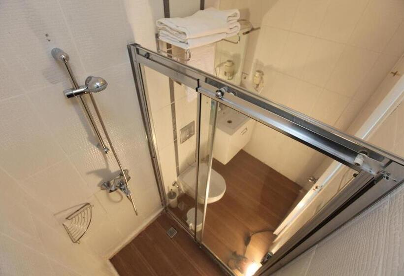 オーシャンビュースタンダードルームバルコニー付き, Larimar Hotel Cesme