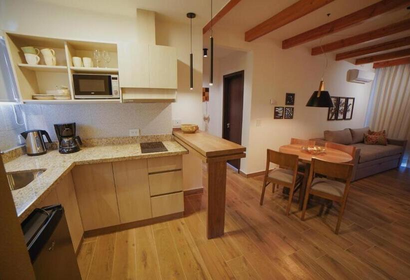 Apartamento 1 Dormitório com Vistas, Awka Apart