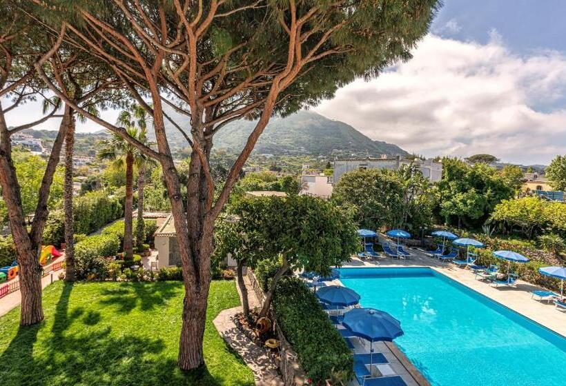 Трехместный Номер Стандарт с Балконом, Le Canne Family Resort & Spa