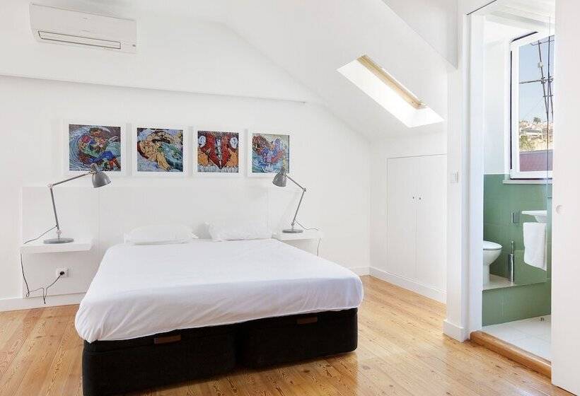 Superior Studio, Hello Lisbon Santos Apartments