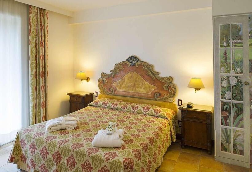 Номер Стандарт Трехместный, Fattoria La Principina Hotel & Congress