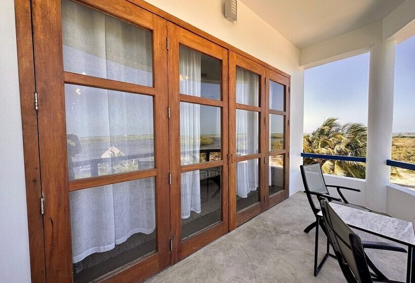 سوئیت دلوکس 2 خوابه, Brahma Blue Resort