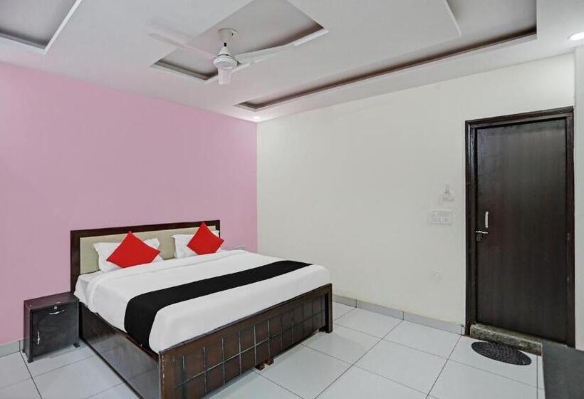 اتاق لوکس سه تخته, Capital O Friends Zone The Guest House
