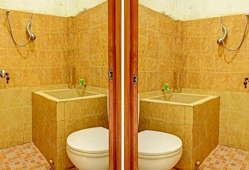 اتاق خانوادگی, Oyo 90508 Wisma Kenanga