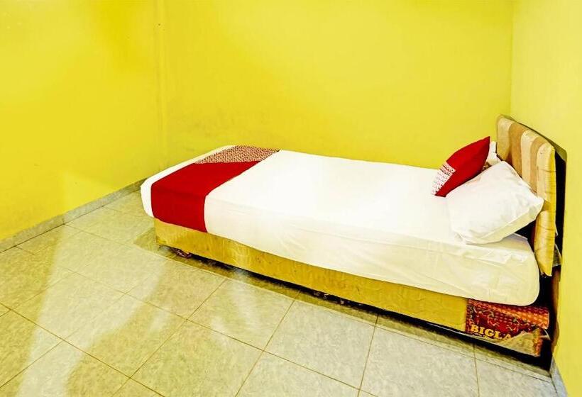 اتاق خانوادگی, Oyo 90508 Wisma Kenanga