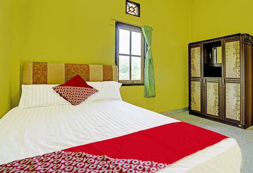اتاق استاندارد یک نفره, Oyo 90508 Wisma Kenanga