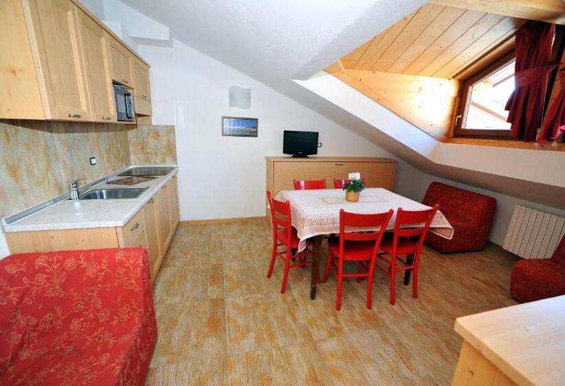带2个卧室的公寓, Albergo Stelvio