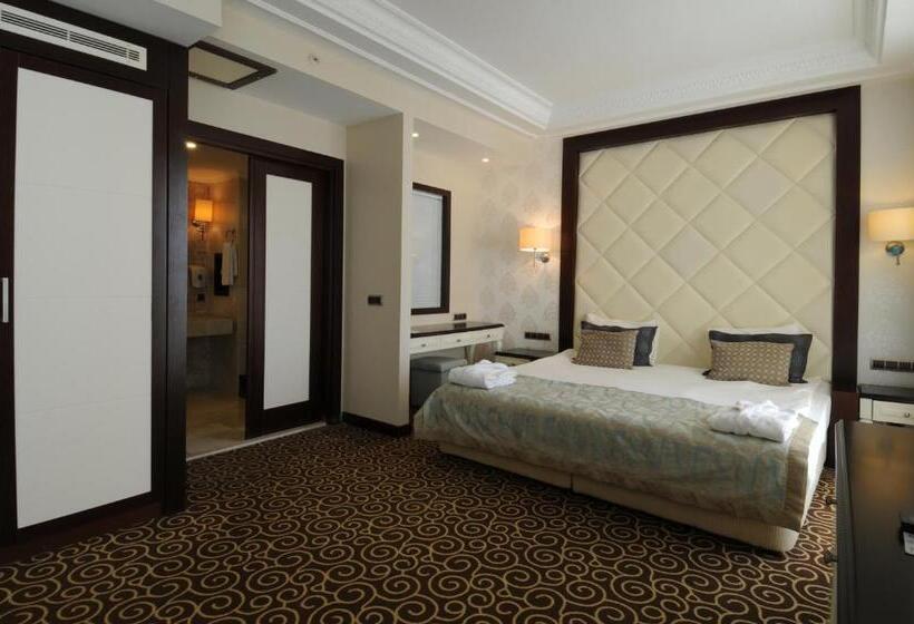 Номер Deluxe, Goldcity