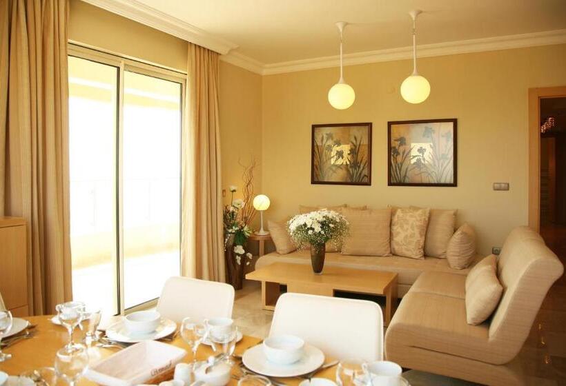 Апартаменты 1 Спальня, Goldcity