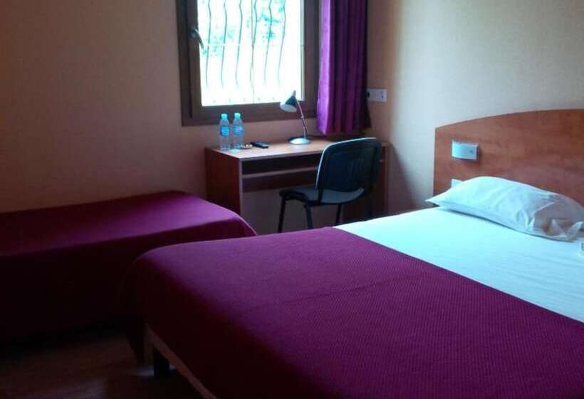Номер Стандарт Индивидуальный, Prim Hotel Reims