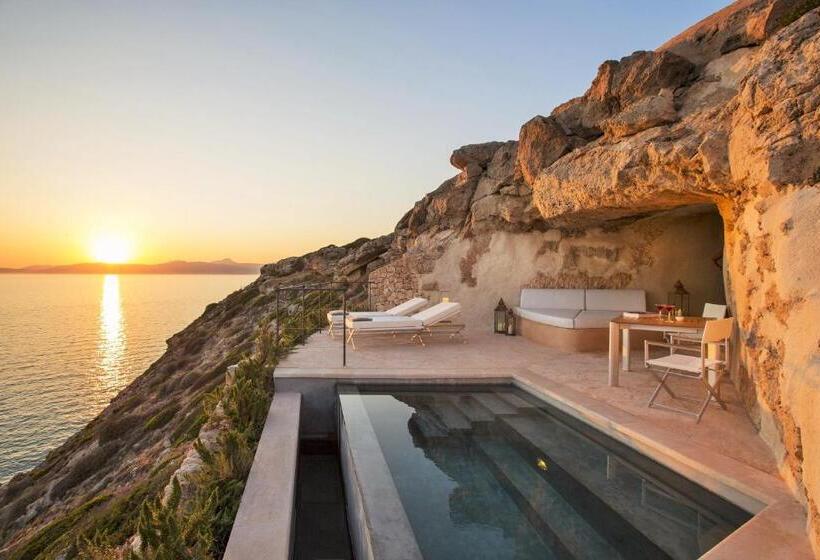 اتاق لوکس با چشم‌انداز دریا, Cap Rocat, A Small Luxury Hotel Of The World