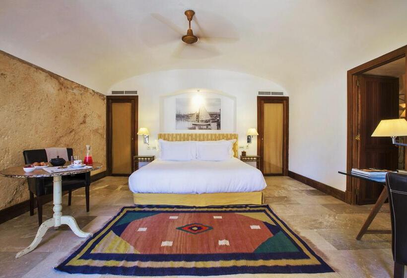 اتاق استاندارد, Cap Rocat, A Small Luxury Hotel Of The World