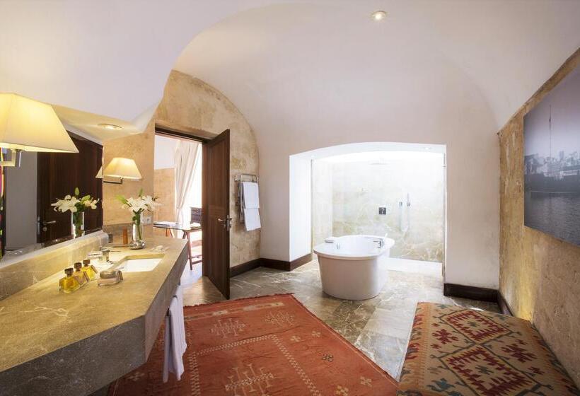 سوییت, Cap Rocat, A Small Luxury Hotel Of The World