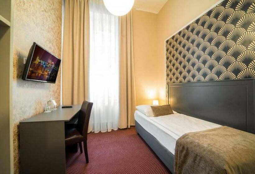 Quarto Estandar Individual, Metropolitan Old Town Hotel   Czech Leading Hotels