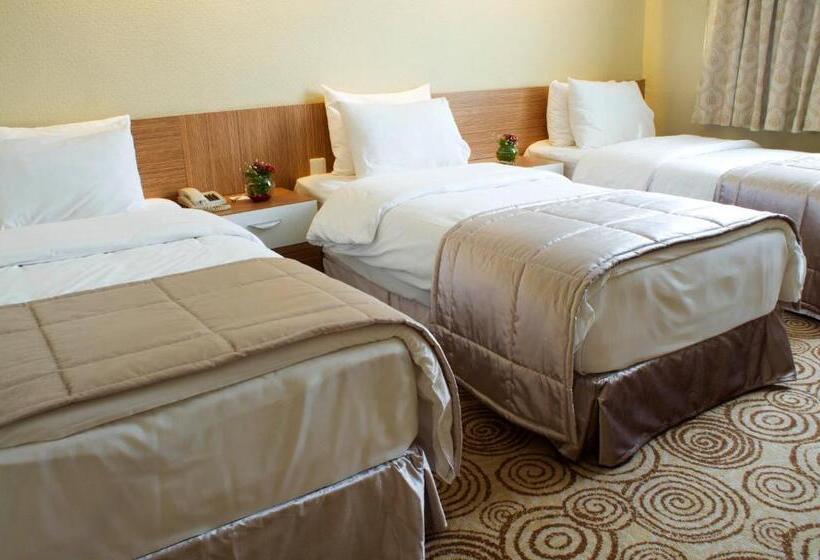 Standard Triple Room, Elite Hotel Dragos