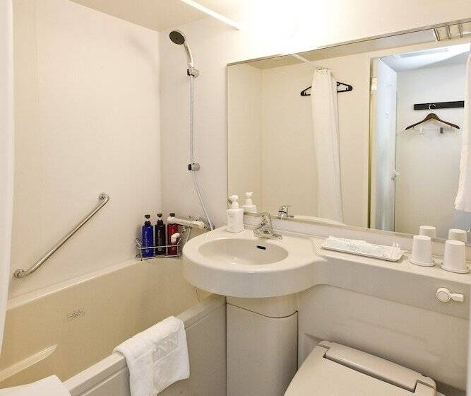 Трехместный Номер Deluxe, Sotetsu Fresa Inn Tokyo Toyocho