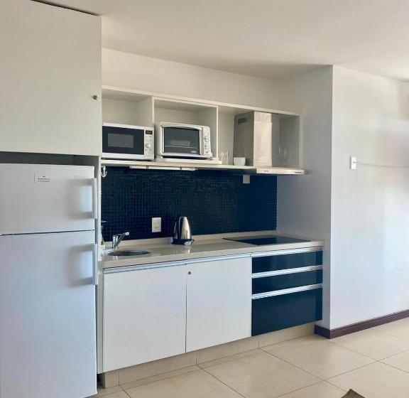 Standard studio with lake view, Monoambiente 411, Dos Orillas, Colonia