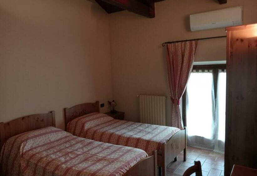 Номер Стандарт, Agriturismo Raimondi Cominesi Amilcare