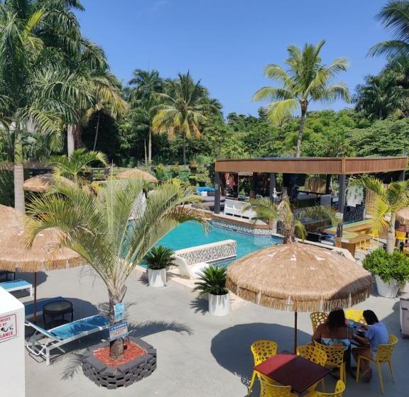 اتاق استاندارد, Aqua Marina Beach Club