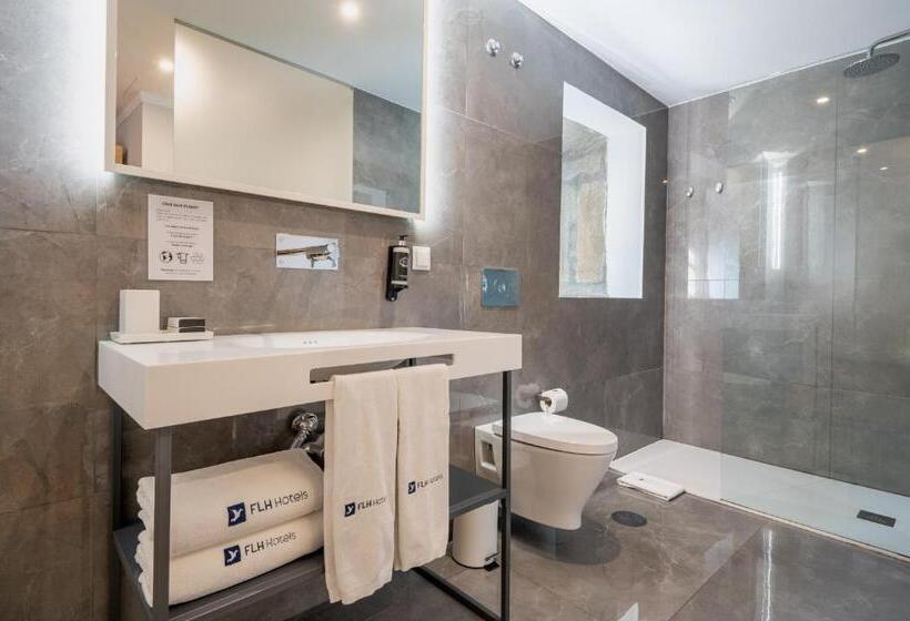 اتاق سوپریور با چشم‌انداز, Memoria Porto Flh Hotels