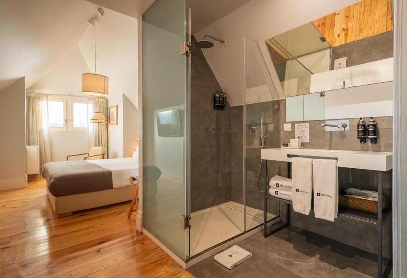 Deluxe room with river view, Memoria Porto Flh Hotels